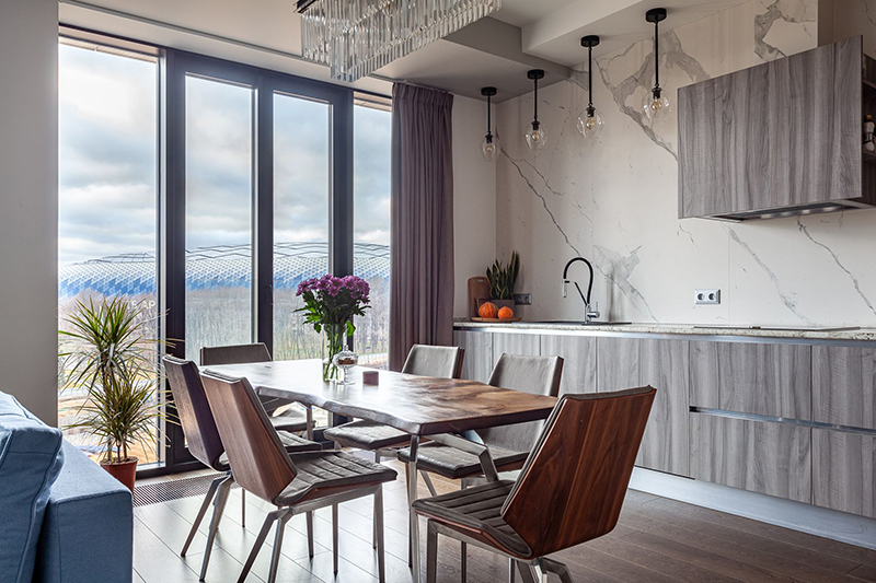 Переезд из региона: от идеи покупки квартиры до ее обустройства